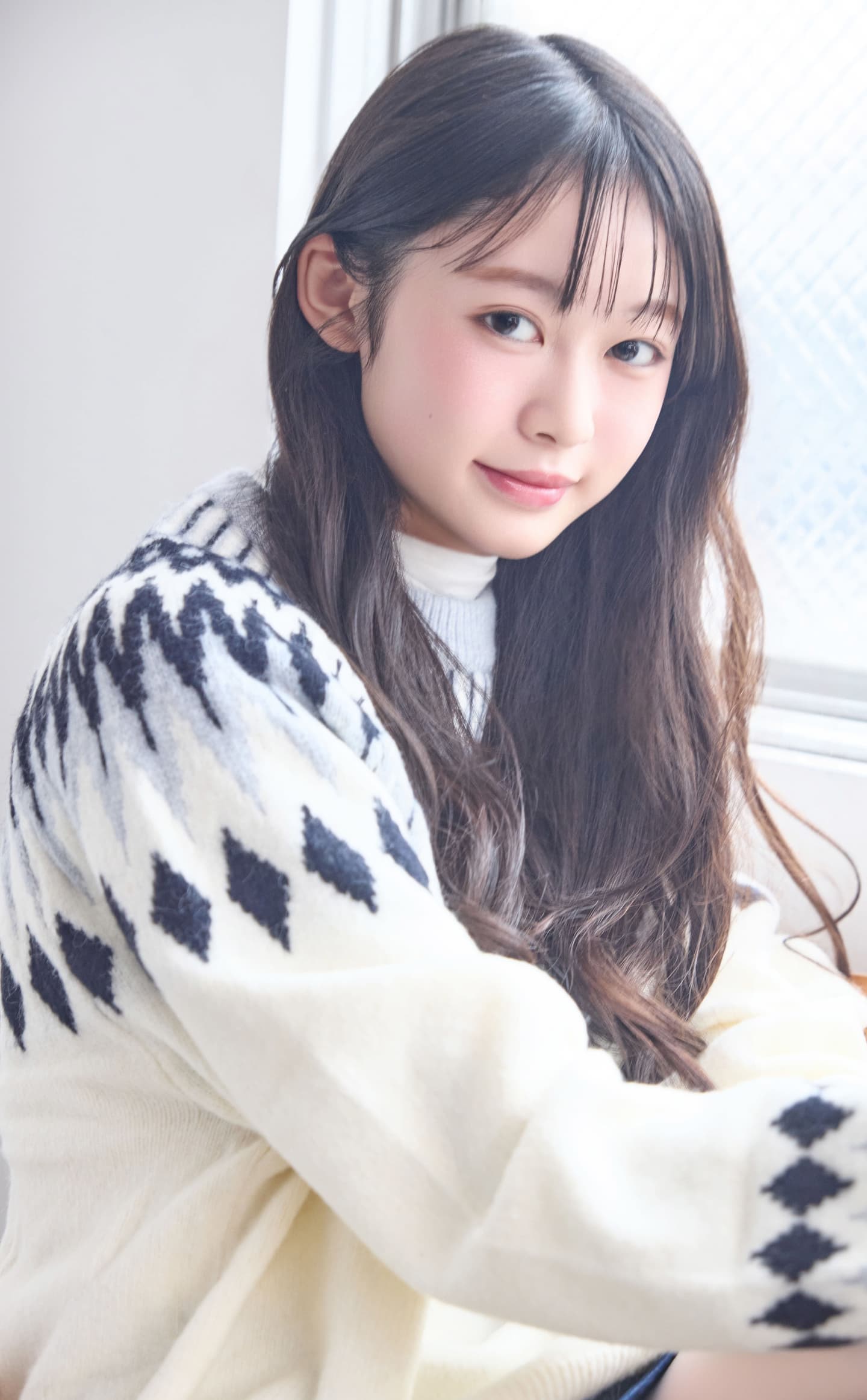 上門　ミア　UEJO　MIA